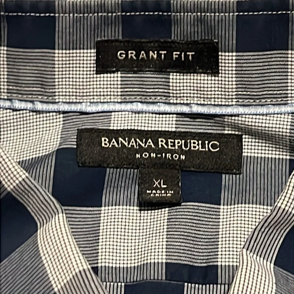Banana Republic casual button